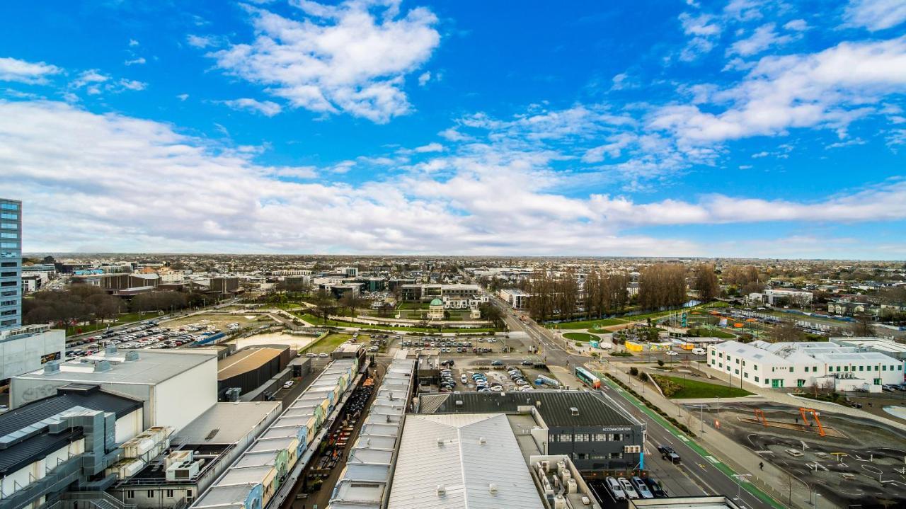 Central City View With Free Valet Parking Крайстчерч Екстер'єр фото